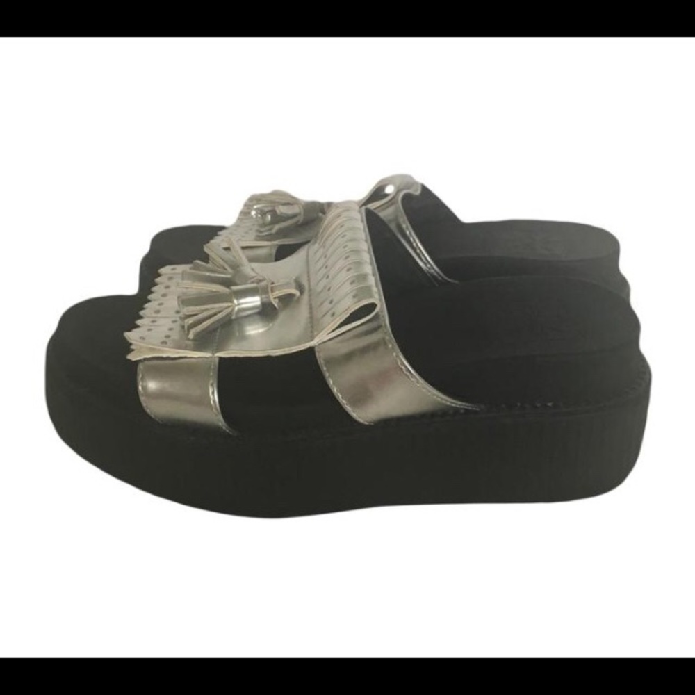 T.U.K. Silver Platform Sandals / Size 6